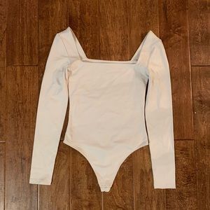 Aritzia contour bodysuit